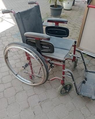 Carrozzina per Anziani