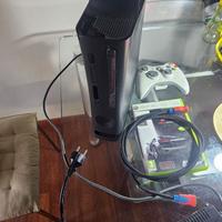 Xbox 360 funzionante con 2 giochi