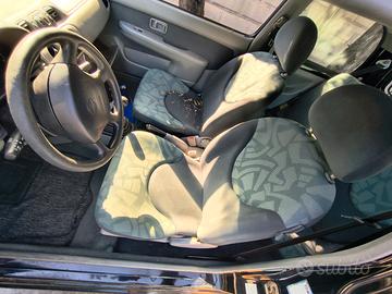 sedili Nissan Micra k11 3 porte ottimi