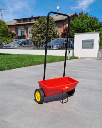 Seminatrice per prato