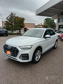 Audi Q5 iva esposta