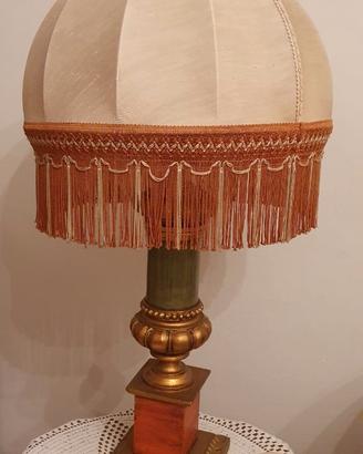 Lampada da tavolo