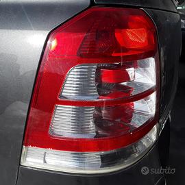 STOP FANALE POSTERIORE DESTRO OPEL Zafira B 2° Se