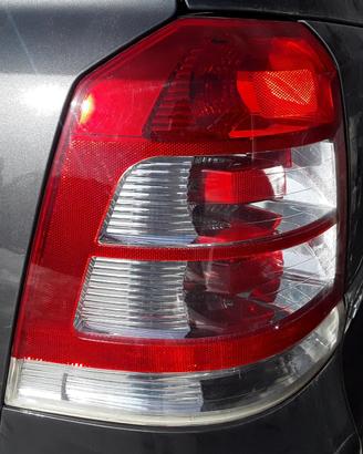 STOP FANALE POSTERIORE DESTRO OPEL Zafira B 2° Se