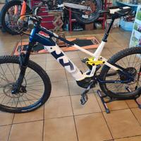 HUSQVARNA MC5 SHIMANO EP8