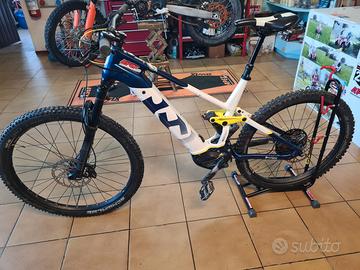 HUSQVARNA MC5 SHIMANO EP8