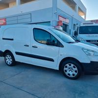 Peugeot PARTENR MAXI PROLUNGATO 3 POSTI