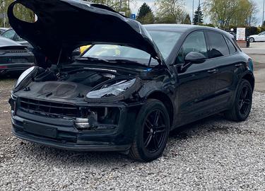 Porsche macan 2.0 2022