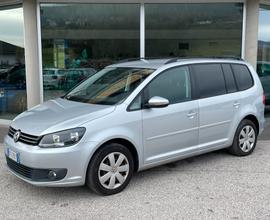 Volkswagen Touran 1.6 TDI Comfortline "7 POSTI"