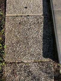 Piastrella da esterno ghiaia di fiume grigio 40x40