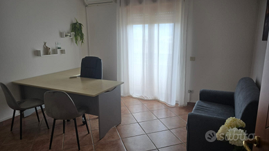 Stanza in studio condiviso Aversa viale Europa