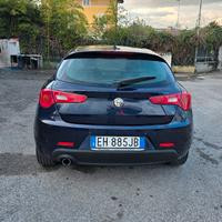 alfaromeo giulietta 