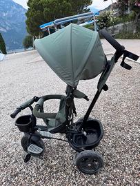 Passeggino triciclo