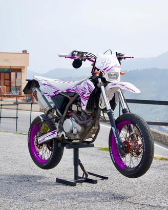 FANTIC 125 4 tempi