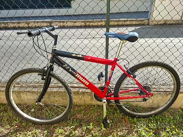 𝟮 Mountain Bike Uomo 26” – Buone Condizioni