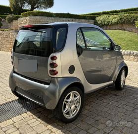 Smart fortwo 1 serie
