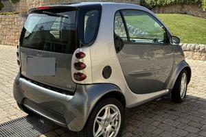 Smart fortwo 1 serie