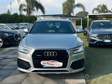 Audi Q3 2.0 TDI 150 CV quattro STRONIC S-LINE INT-