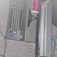 Macchina da scrivere Olivetti Ivrea 