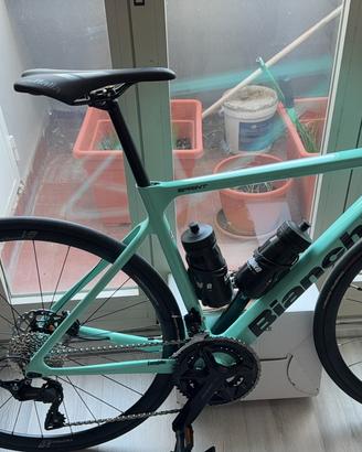 Bici da corsa Bianchi sprint 105