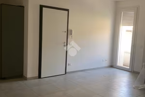 3 LOCALI A MONTICHIARI