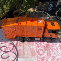 Camion bruder
