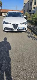 Alfa stelvio 2.2 190 cv executive