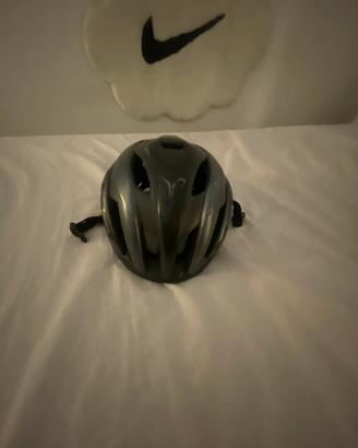 Casco met tadej pogačar