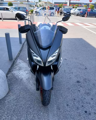 Suzuki burgman