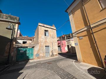 Villacidro - Indipendente pressi Municipio