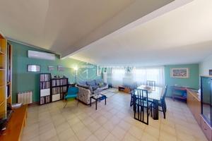 Ampio e luminoso quadrilocale in bifamiliare