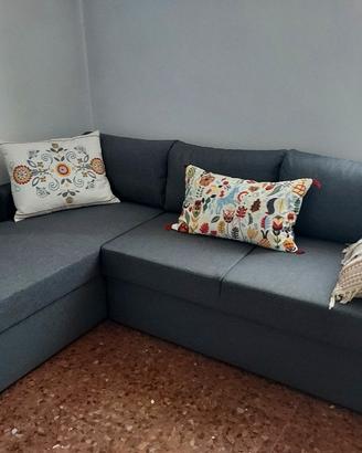 divano-letto due piazze con penisola