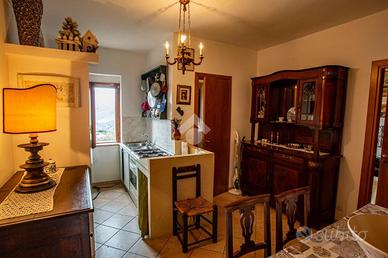 MULTILOCALE A ACCETTURA