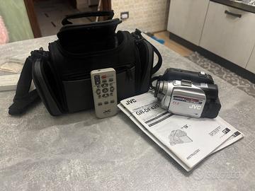 Videocamera e macchina fotografica