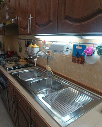 cucina in legno massello 