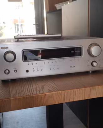 AMPLIFICATORE E CASSE AUDIO 