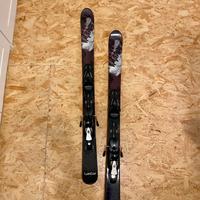 Sci Salomon di 130 cm.