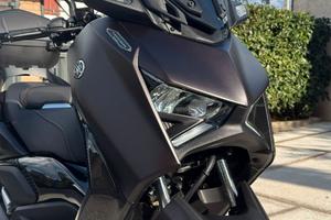 Yamaha XMAX 300 Tech MAX (2024)