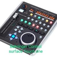 BEHRINGER  Control surface