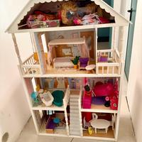 Casa di Barbie in legno