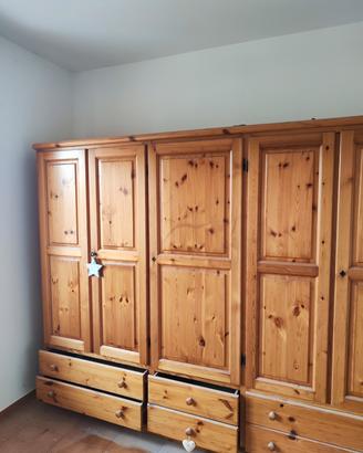 Arredamento completo camera 