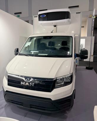 Noleggio FULL SERVICE MAN CELLA FRIGO 7 bancali