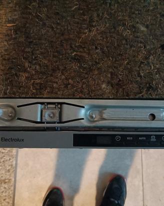 Lavastoviglie Electrolux Rex da incasso –