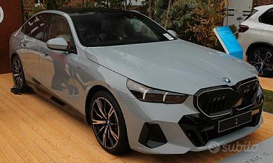 ricambi bmw g60 2020 2021 2022 DISPONIAMO DI RICAM