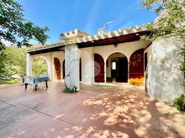VILLA A SCHIERA A VILLASIMIUS