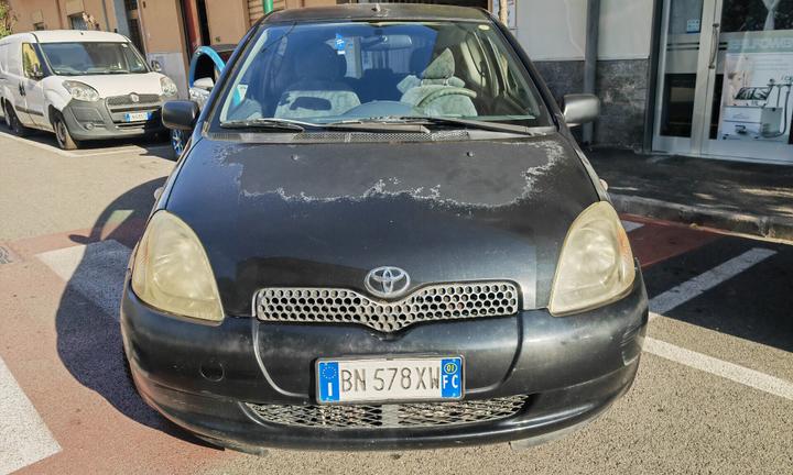 TOYOTA YARIS 1.0 BENZINA 16V CV68 KW50 SOL
