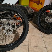 Set kit cerchi ruote ktm 19 21 gomme Dunlop nuovi 
