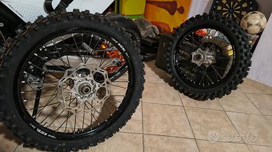 Set kit cerchi ruote ktm 19 21 gomme Dunlop nuovi 