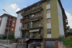 Posto auto o moto in ampio locale