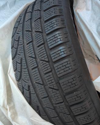 PIRELLI SOTTOZERO 215/55 R17